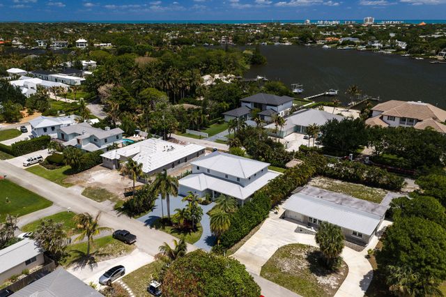 19298 Gulfstream Drive, Jupiter, FL 33469