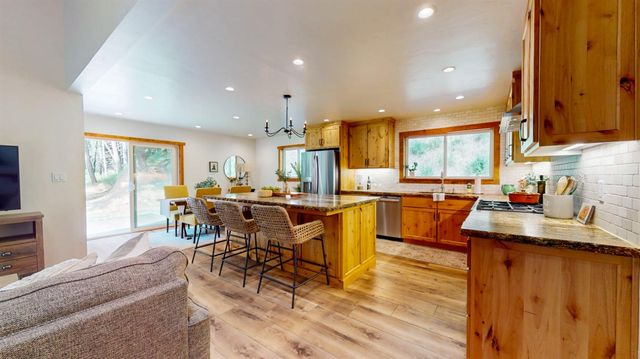 14341 Arrowhead Mine Rd, Grass Valley, CA 95945