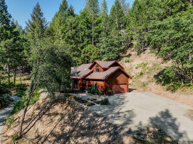 14341 Arrowhead Mine Rd, Grass Valley, CA 95945