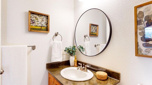 14341 Arrowhead Mine Rd, Grass Valley, CA 95945