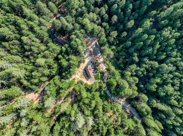 14341 Arrowhead Mine Rd, Grass Valley, CA 95945