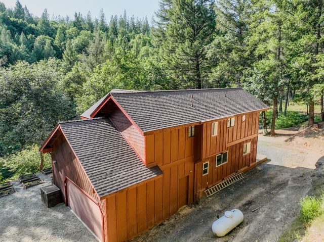 14341 Arrowhead Mine Rd, Grass Valley, CA 95945