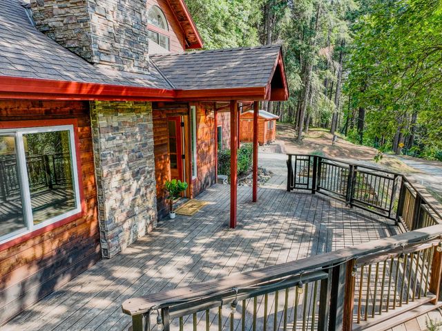 14341 Arrowhead Mine Rd, Grass Valley, CA 95945