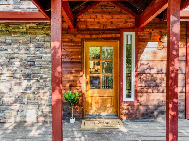 14341 Arrowhead Mine Rd, Grass Valley, CA 95945