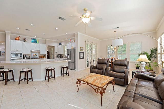 106 Wild Turkey LN, Georgetown, TX 78633