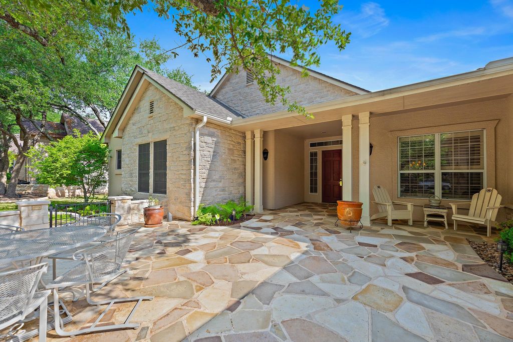106 Wild Turkey LN, Georgetown, TX 78633