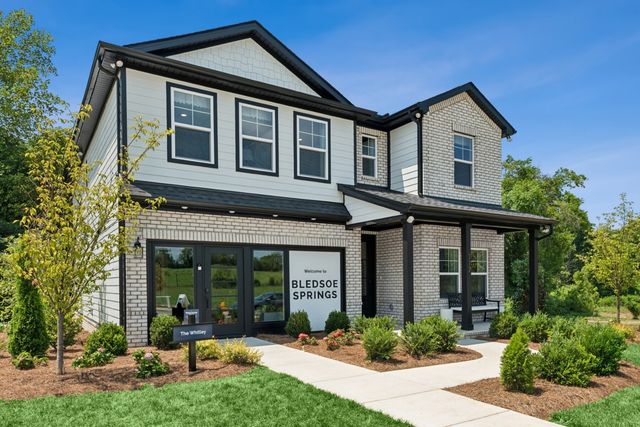 2944 Sharpstone Drive, Columbia, TN 38401