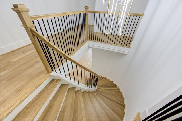 1721 Du Barry Lane, Houston, TX 77018