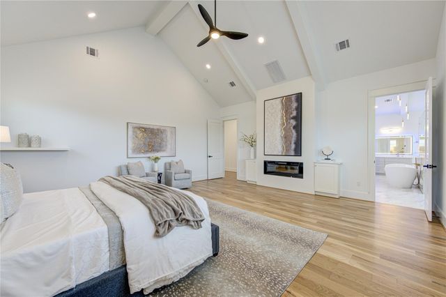 1721 Du Barry Lane, Houston, TX 77018