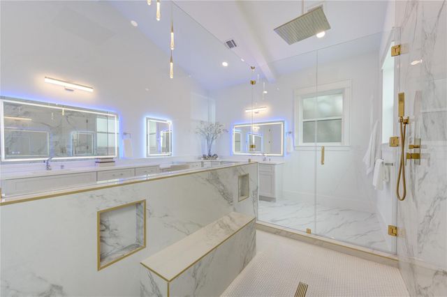1721 Du Barry Lane, Houston, TX 77018
