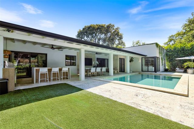 6449 SW 56th St, South Miami, FL 33155