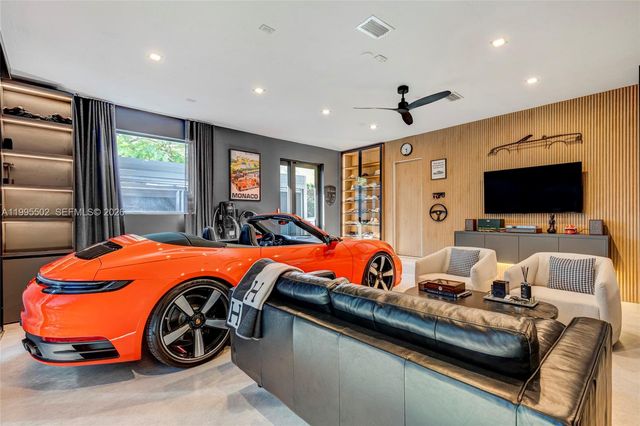 6449 SW 56th St, South Miami, FL 33155