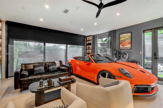 6449 SW 56th St, South Miami, FL 33155