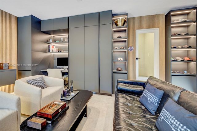 6449 SW 56th St, South Miami, FL 33155