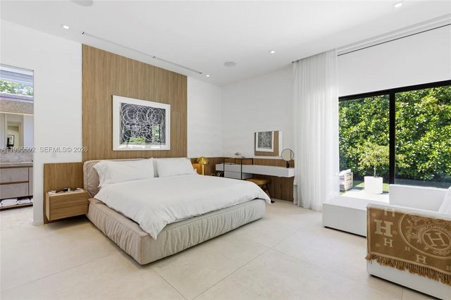 6449 SW 56th St, South Miami, FL 33155