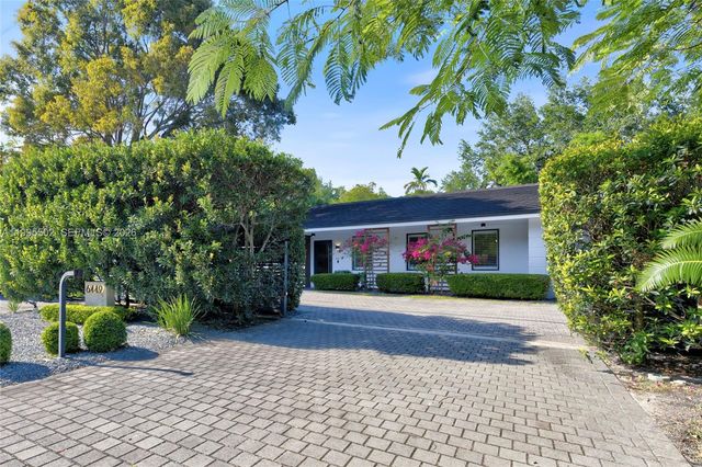6449 SW 56th St, South Miami, FL 33155
