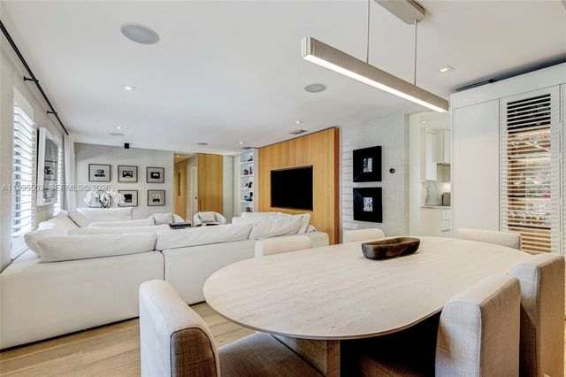 6449 SW 56th St, South Miami, FL 33155