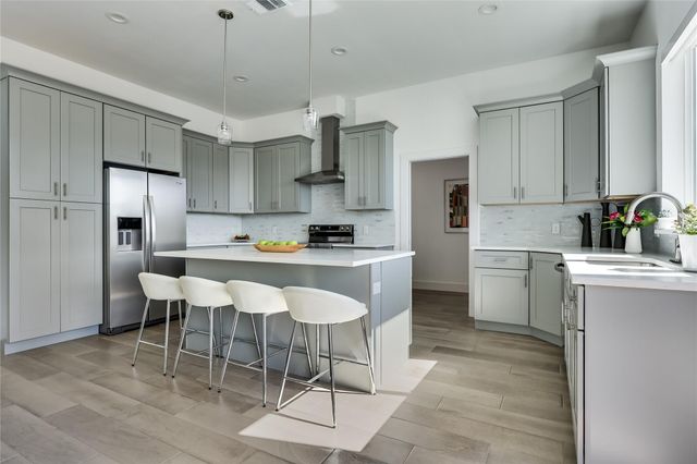 21002 Newhaven CV, Lago Vista, TX 78645