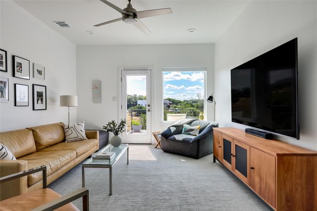 21002 Newhaven CV, Lago Vista, TX 78645