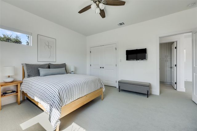 21002 Newhaven CV, Lago Vista, TX 78645