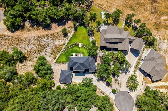 21002 Newhaven CV, Lago Vista, TX 78645