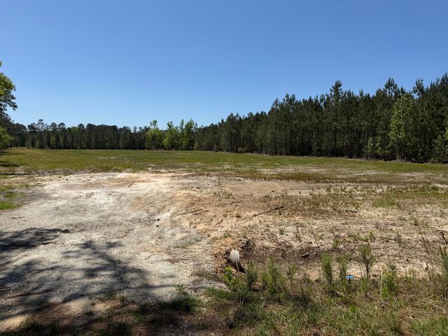 4 Rudd Road, Ridgeville, SC 29472