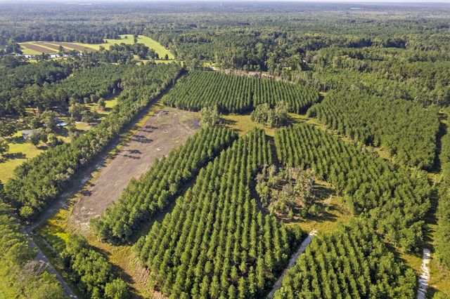 4 Rudd Road, Ridgeville, SC 29472