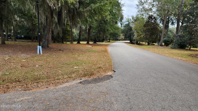 2 Long Pond Drive, Beaufort, SC 29907