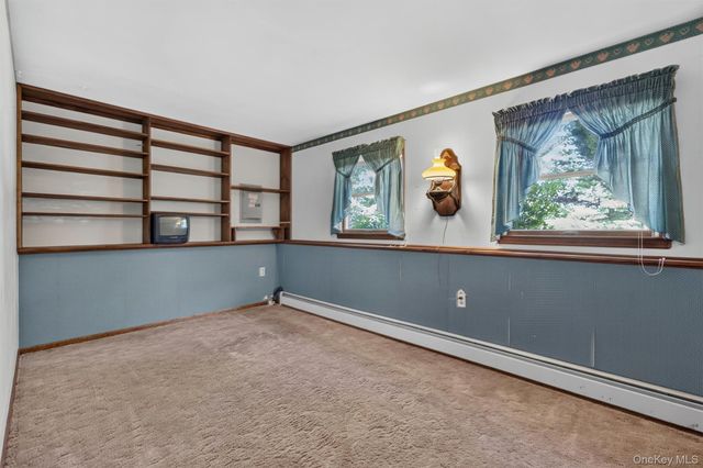 33 Seaman Road, Circleville, NY 10919