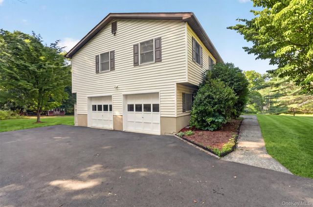 33 Seaman Road, Circleville, NY 10919