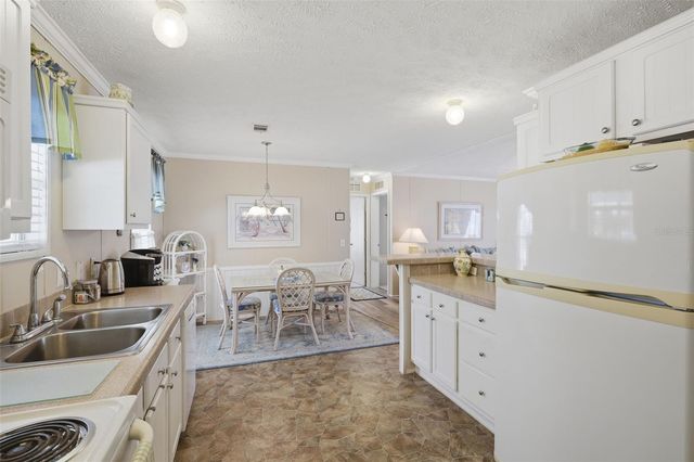 373 DOLORES BOULEVARD, Deland, FL 32724