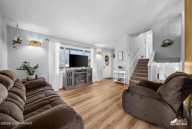 6700 E Wilderness Circle, Palmer, AK 99645