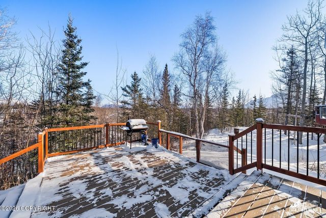 6700 E Wilderness Circle, Palmer, AK 99645