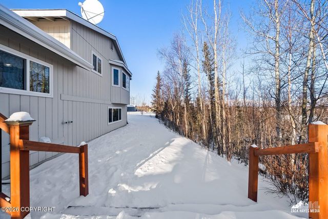 6700 E Wilderness Circle, Palmer, AK 99645