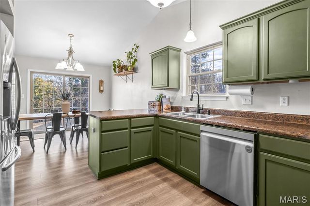 1016 Stonewick Court, Herculaneum, MO 63048