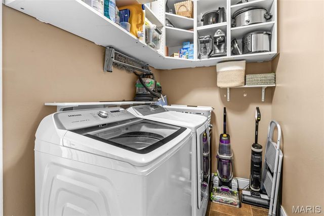 1016 Stonewick Court, Herculaneum, MO 63048