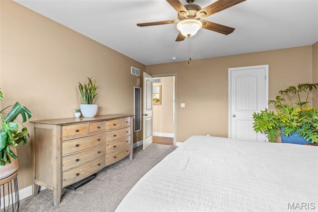 1016 Stonewick Court, Herculaneum, MO 63048