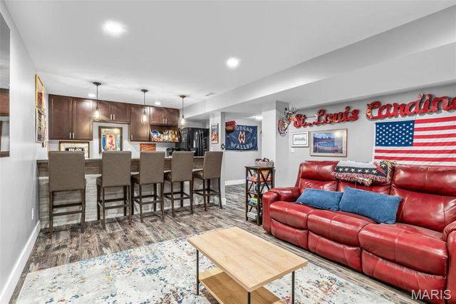 1016 Stonewick Court, Herculaneum, MO 63048