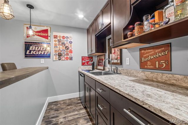 1016 Stonewick Court, Herculaneum, MO 63048