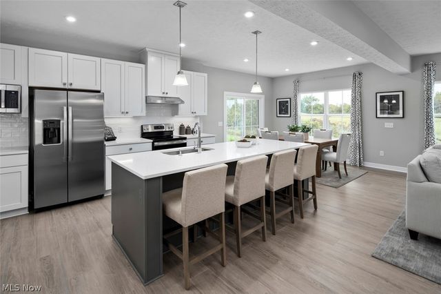 6346 Lake Cable Avenue NW, Lehigh Twp, OH 44720