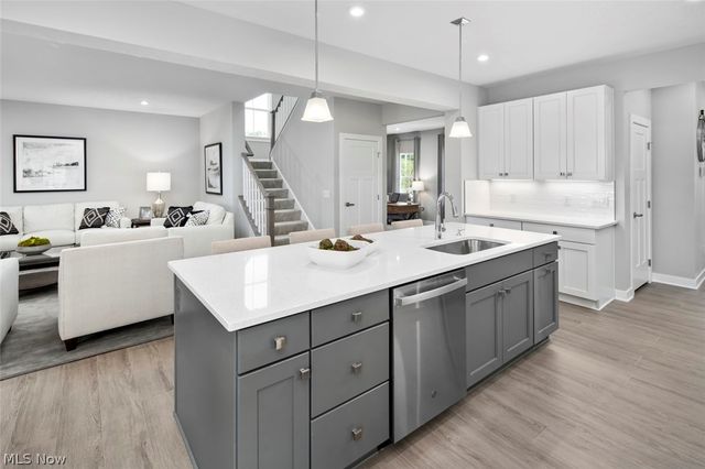 6346 Lake Cable Avenue NW, Lehigh Twp, OH 44720