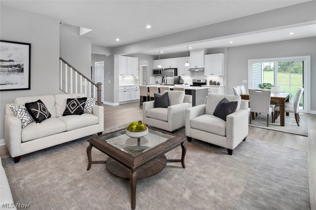 6346 Lake Cable Avenue NW, Lehigh Twp, OH 44720