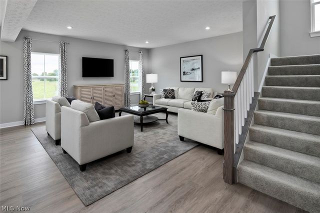 6346 Lake Cable Avenue NW, Lehigh Twp, OH 44720