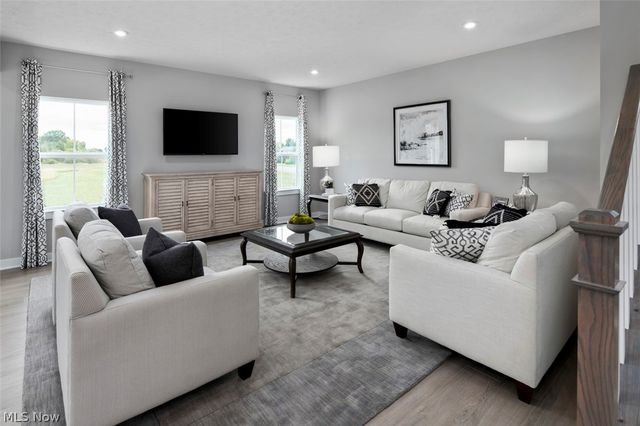 6346 Lake Cable Avenue NW, Lehigh Twp, OH 44720