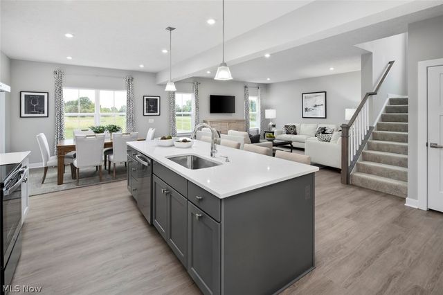 6346 Lake Cable Avenue NW, Lehigh Twp, OH 44720