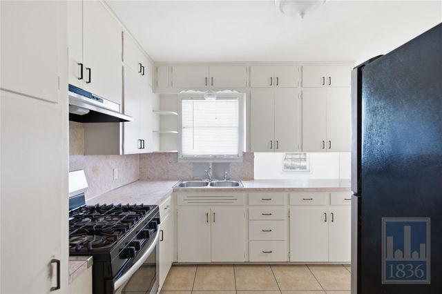 7604 Delafield LN, Austin, TX 78752
