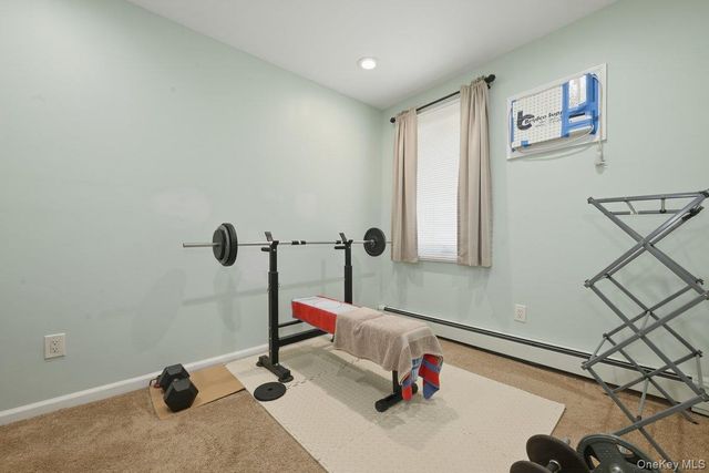 707 5th Street S, Lindenhurst, NY 11757
