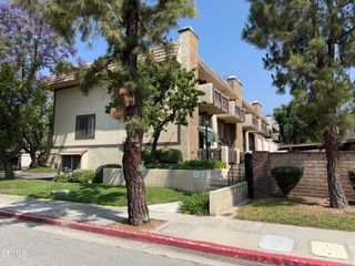 1945 Huntington Drive A, Duarte, CA 91010