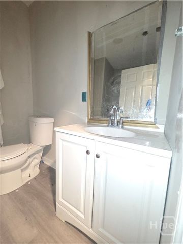 1207 E Bolton Street, Savannah, GA 31404