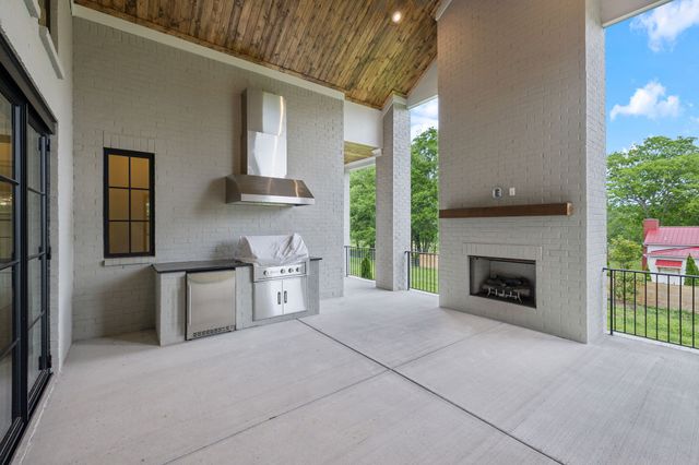 7284 Ruzek Court, Fairview, TN 37062
